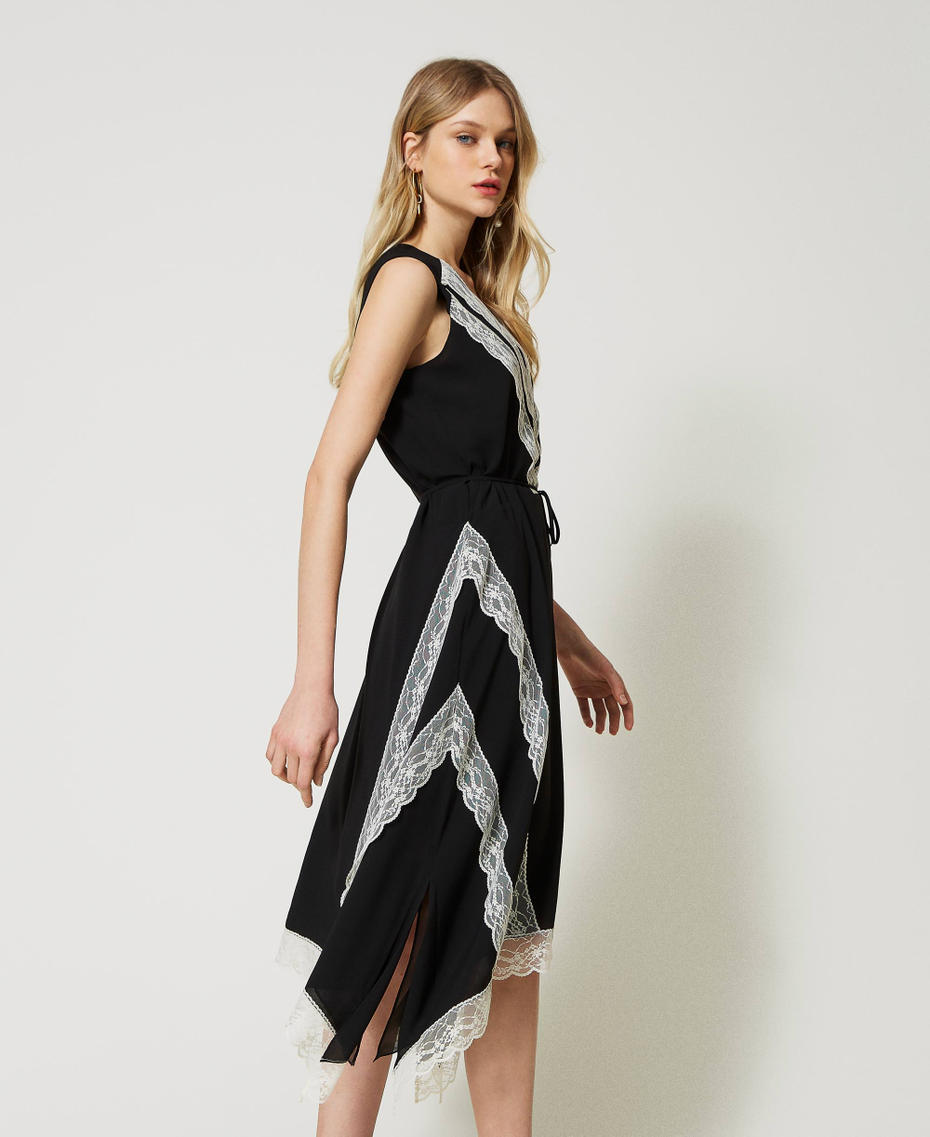 Midikleid aus Georgette und Spitze