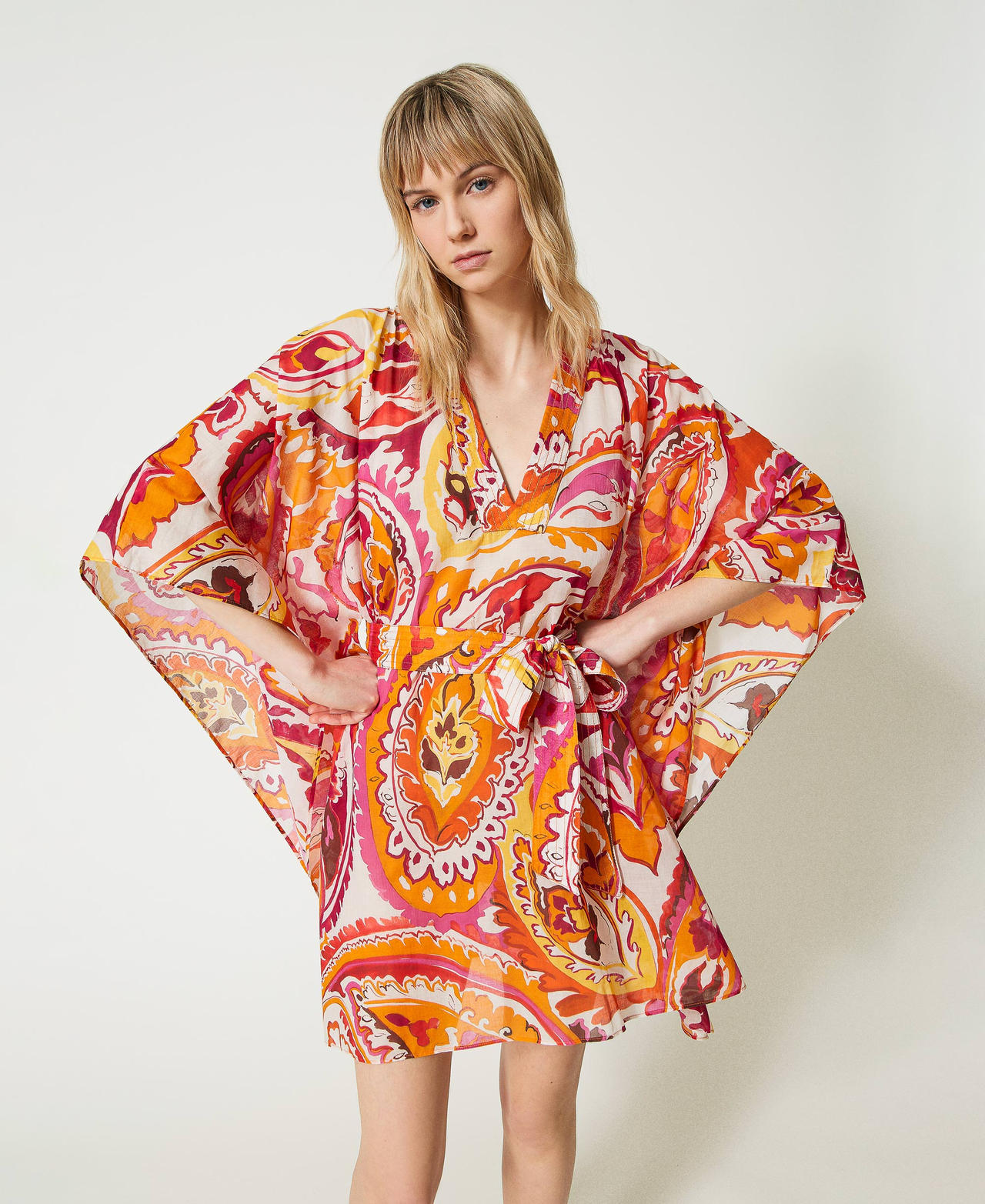 Robe caftan courte en mousseline imprimée Imprimé Motif Cachemire Jaune/Fuchsia « Cerise » Femme 231TT2437-02