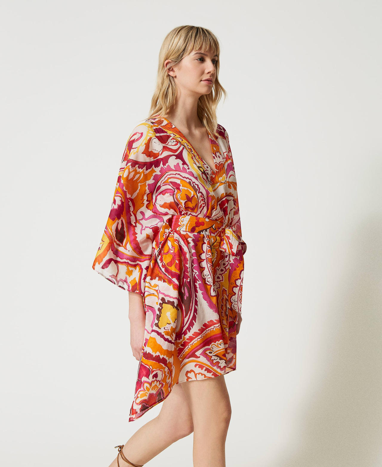 Robe caftan courte en mousseline imprim&eacute;e