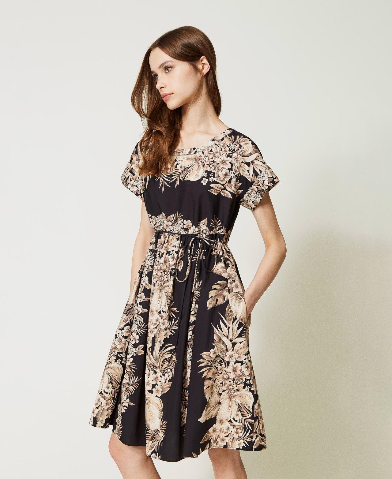 Robe courte en popeline imprimée