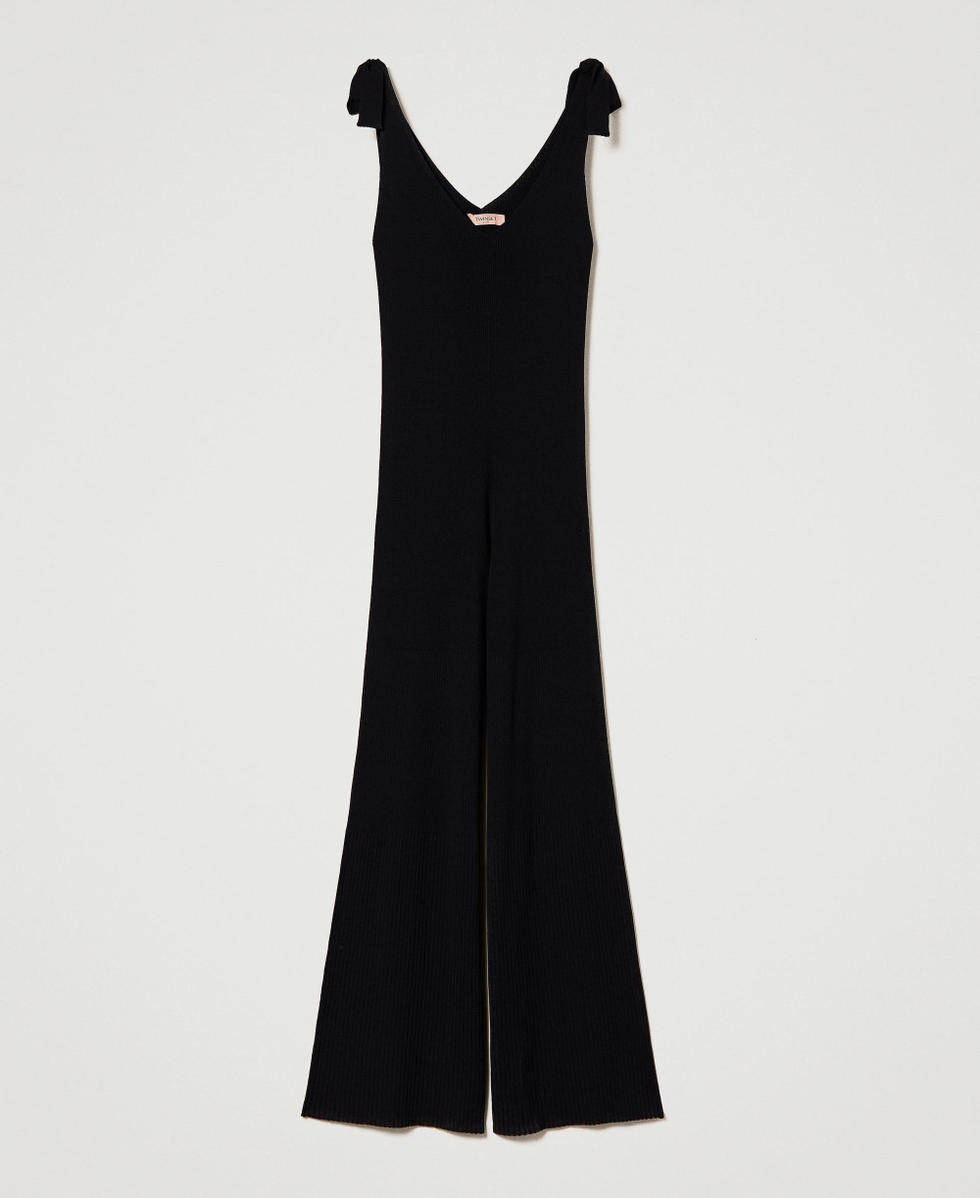 Mono largo de punto con plisados