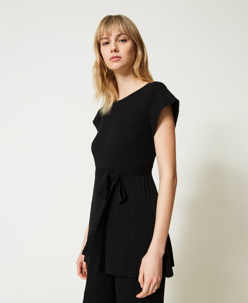 Plisseepullover mit G&uuml;rtel