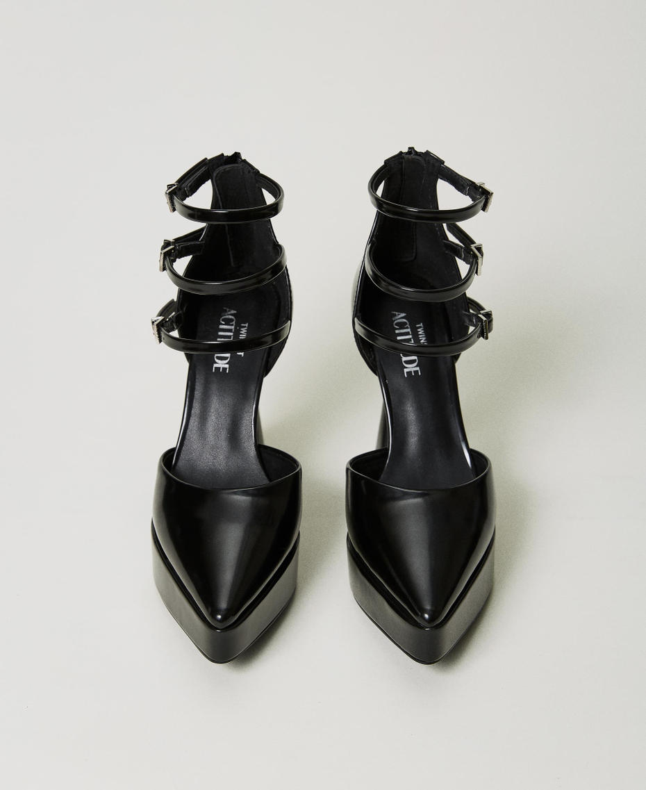 Multi-strap court shoes