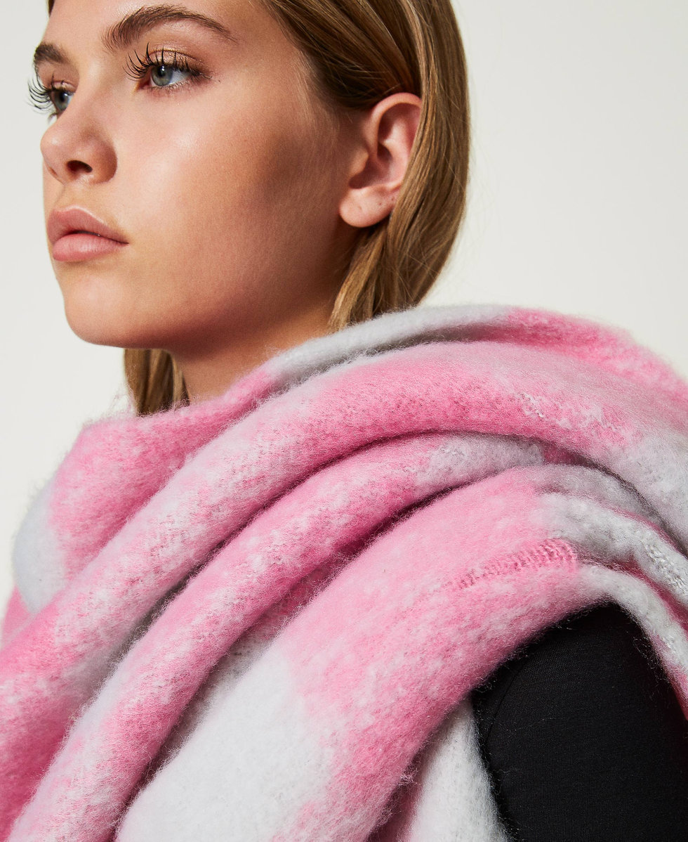 Chequered wool cloth poncho-scarf