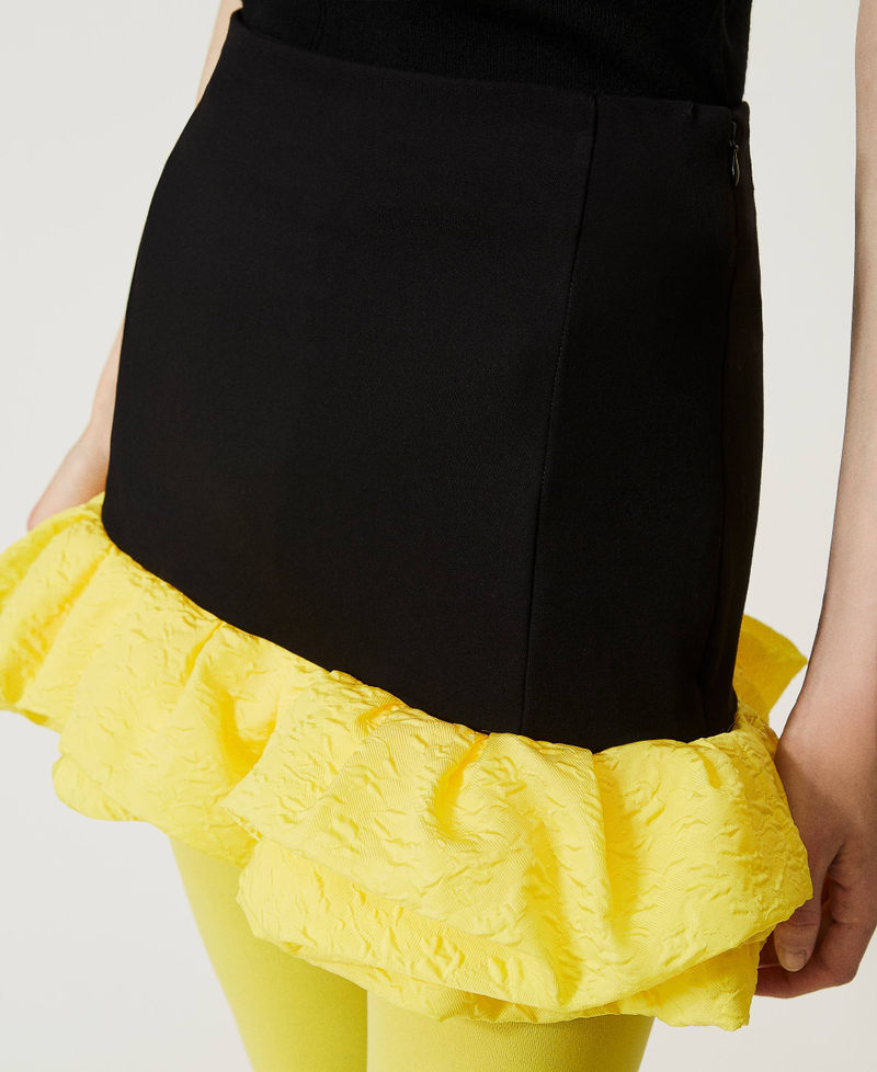 Mini-jupe avec volants en taffetas embossé Bicolore Noir/Jaune « Golden Kiwi » Femme 232AP2013-04