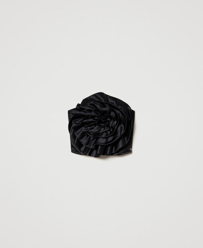 Duchesse cropped top with rose