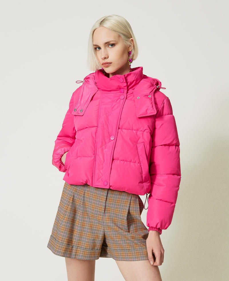 Doudoune courte avec capuche