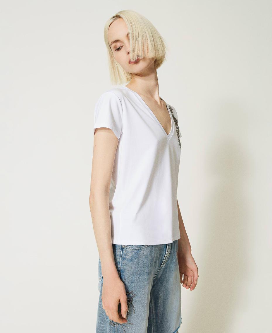 T-shirt avec broderie florale