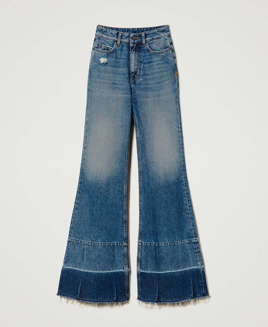 Bell-Bottom-Jeans mit ausgefranstem Beinabschluss Mittleres "Denimblau" Frau 232AP2342-0S