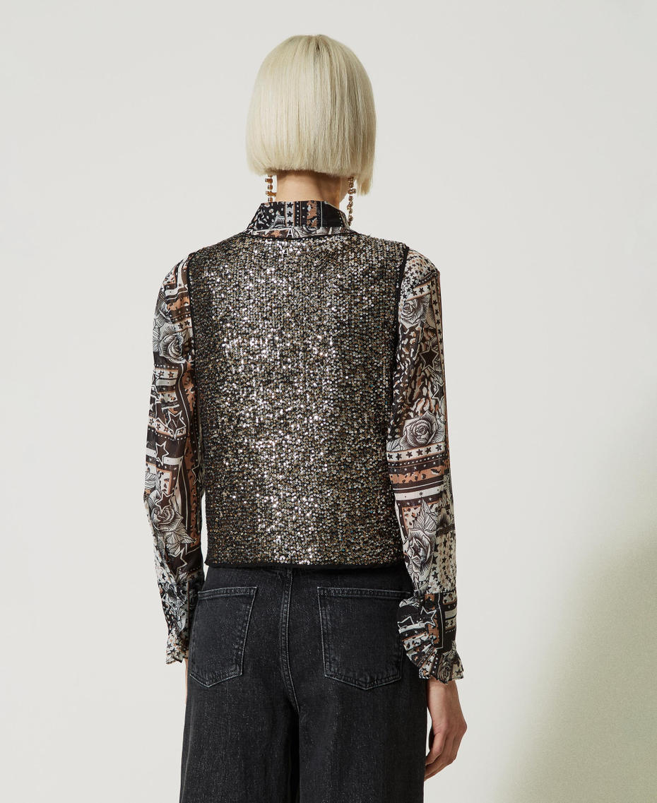 Top entièrement orné de sequins