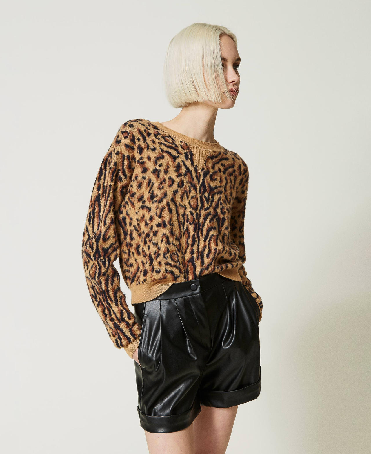 Wool blend jacquard animal print jumper "Cinnamon” Brown Lynx Woman 232AP3121-02