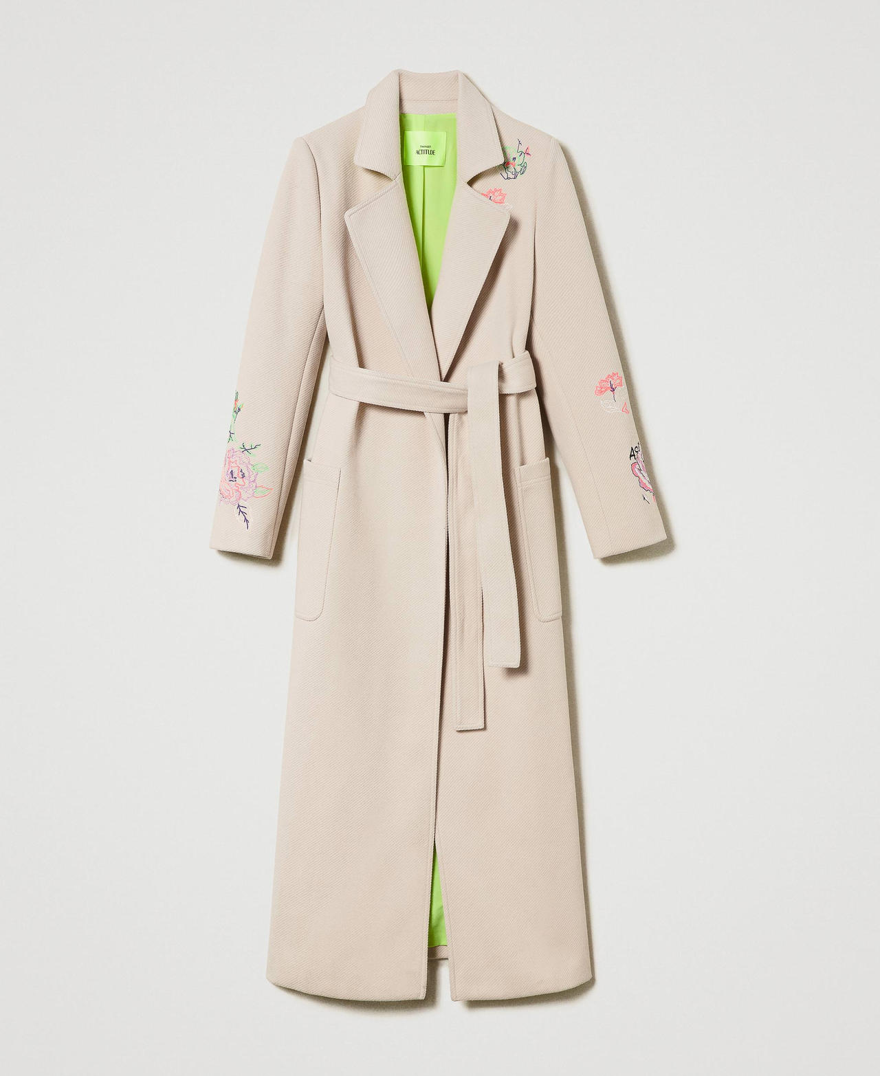 MYFO coat with embroideries