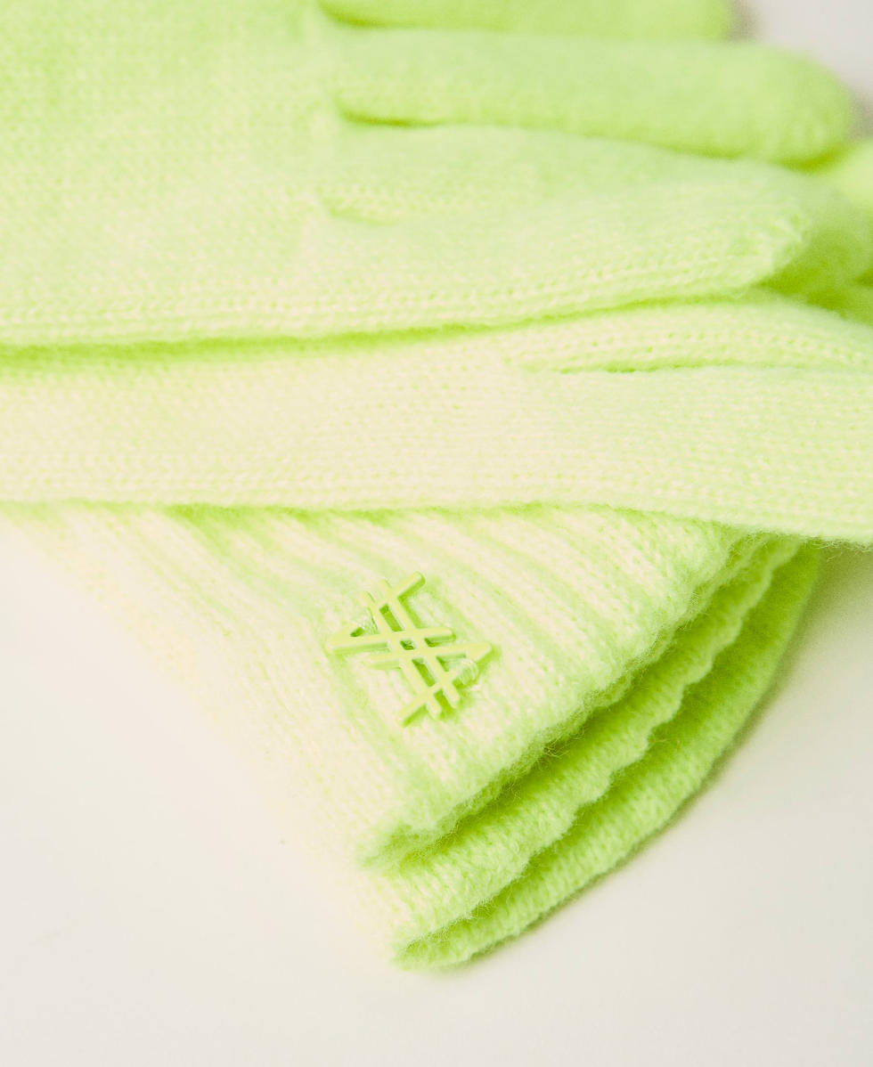 MYFO Handschuhe aus Rippenstrick