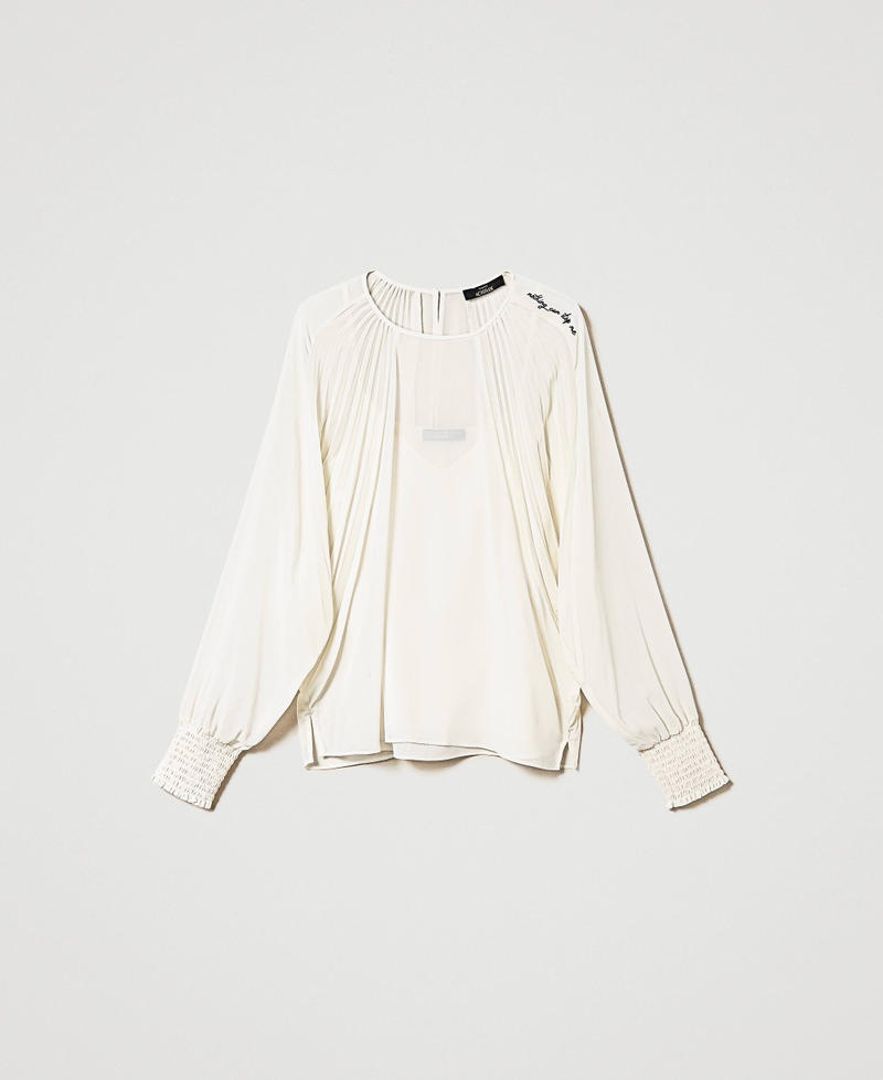Blouse en crêpe georgette plissé