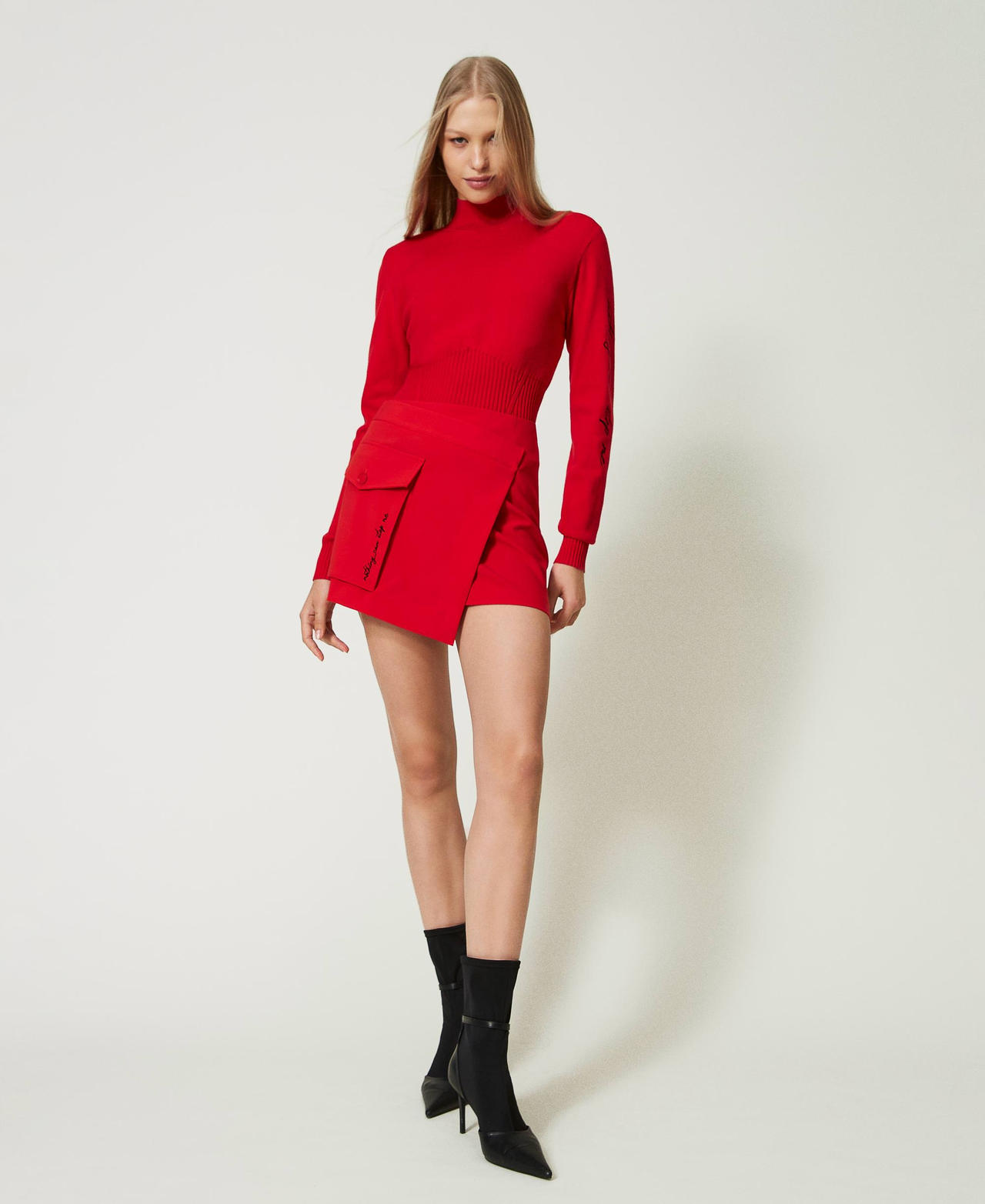 Mini-jupe en sergé technique Rouge « Géranium » Femme 232AT2032-02