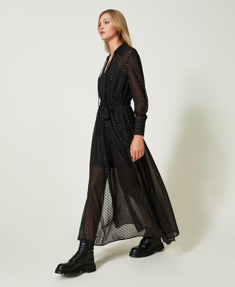 Robe longue en crêpe georgette fil coupé