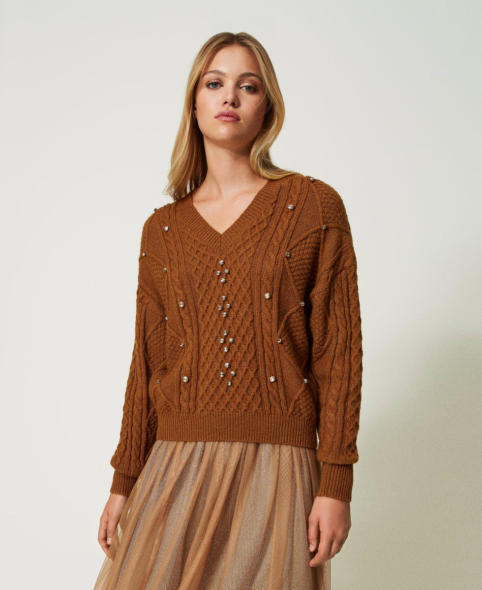 Maxi jumper with handmade embroideries