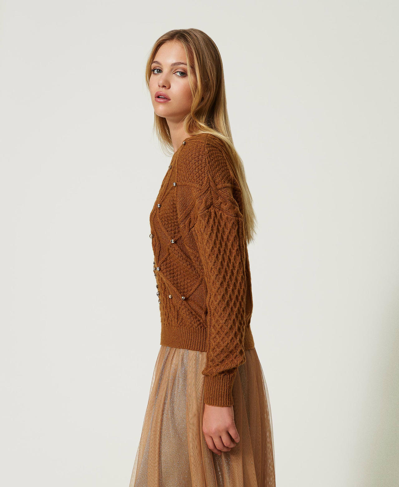 Maxi maglia con ricami a mano