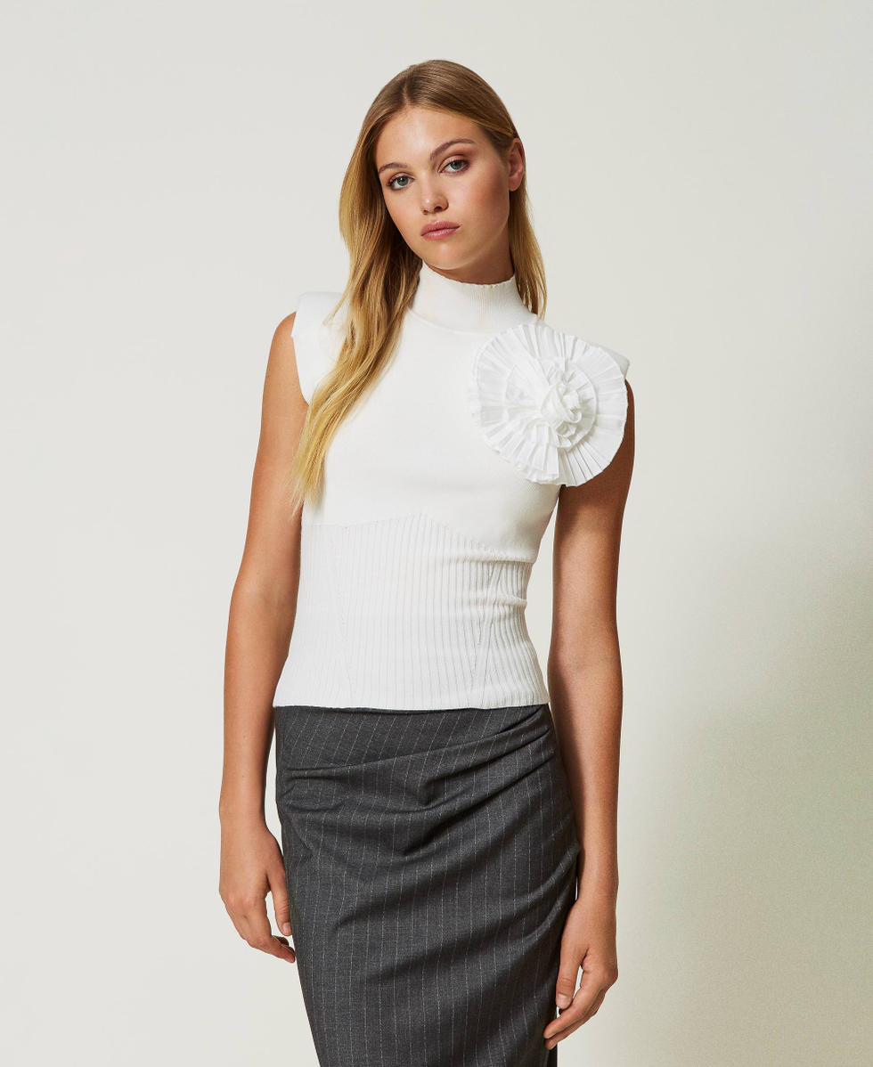 Top de cuello alto con broche White Nieve Mujer 232AT3270_00282_02