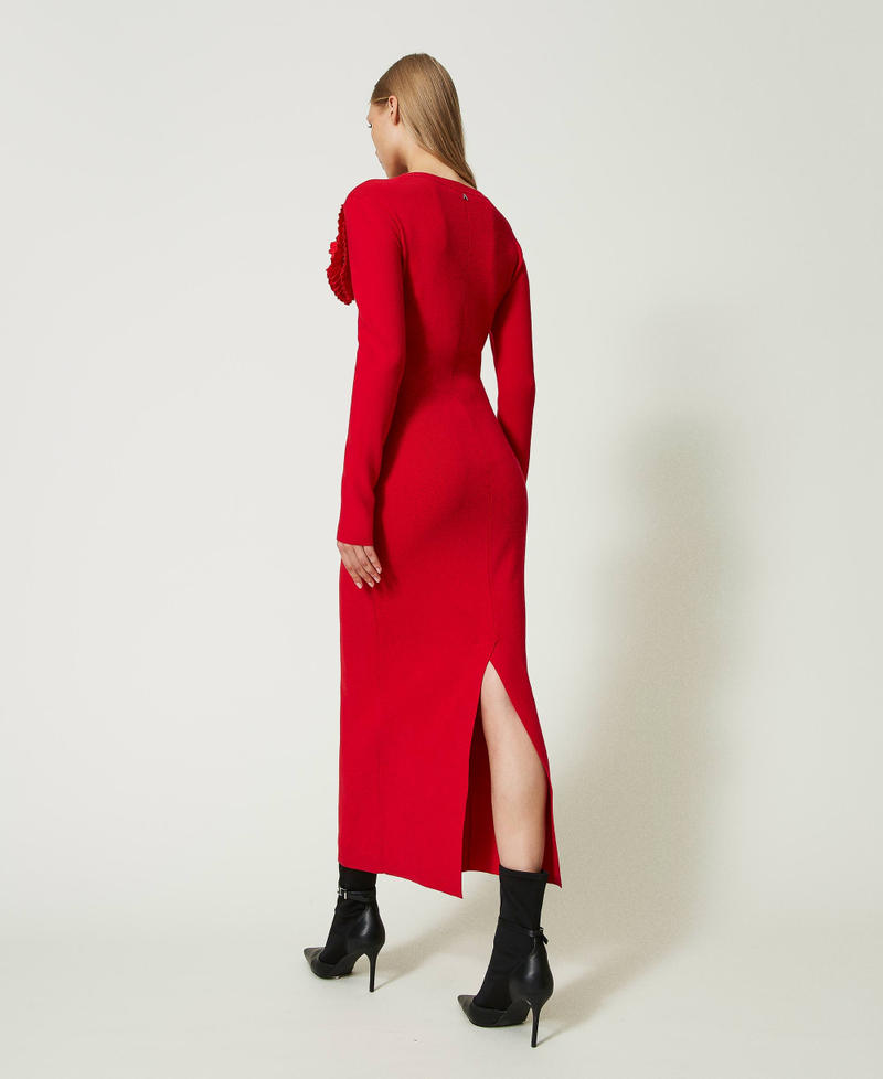 Fitted long dress with brooch