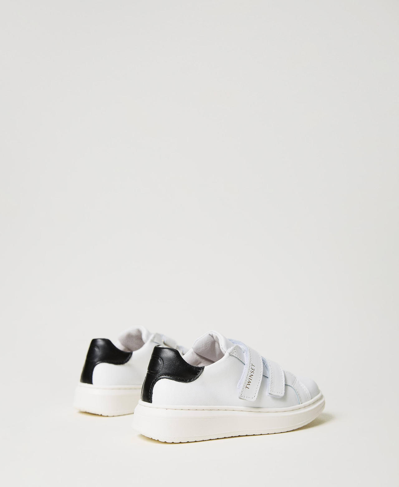 Baby-Sneaker aus Leder Zweifarbig Off White / Schwarz Mädchen 232GCB030-03