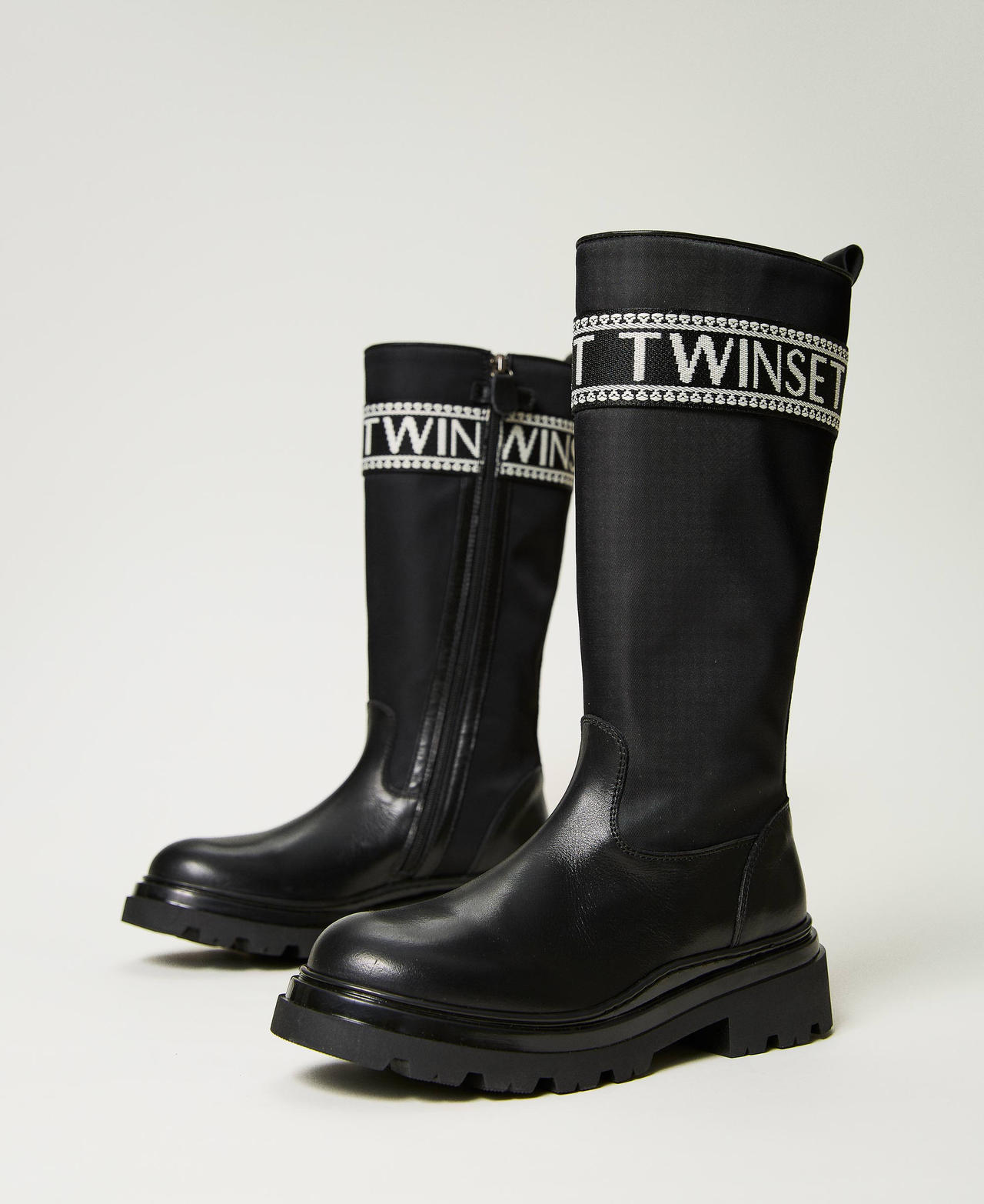 Bottes en cuir avec logo