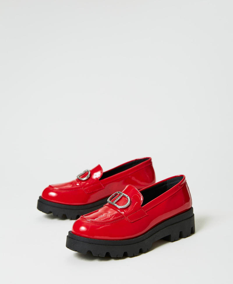 Patent leather loafers with Oval T Ultra Red Girl 232GCJ060-02