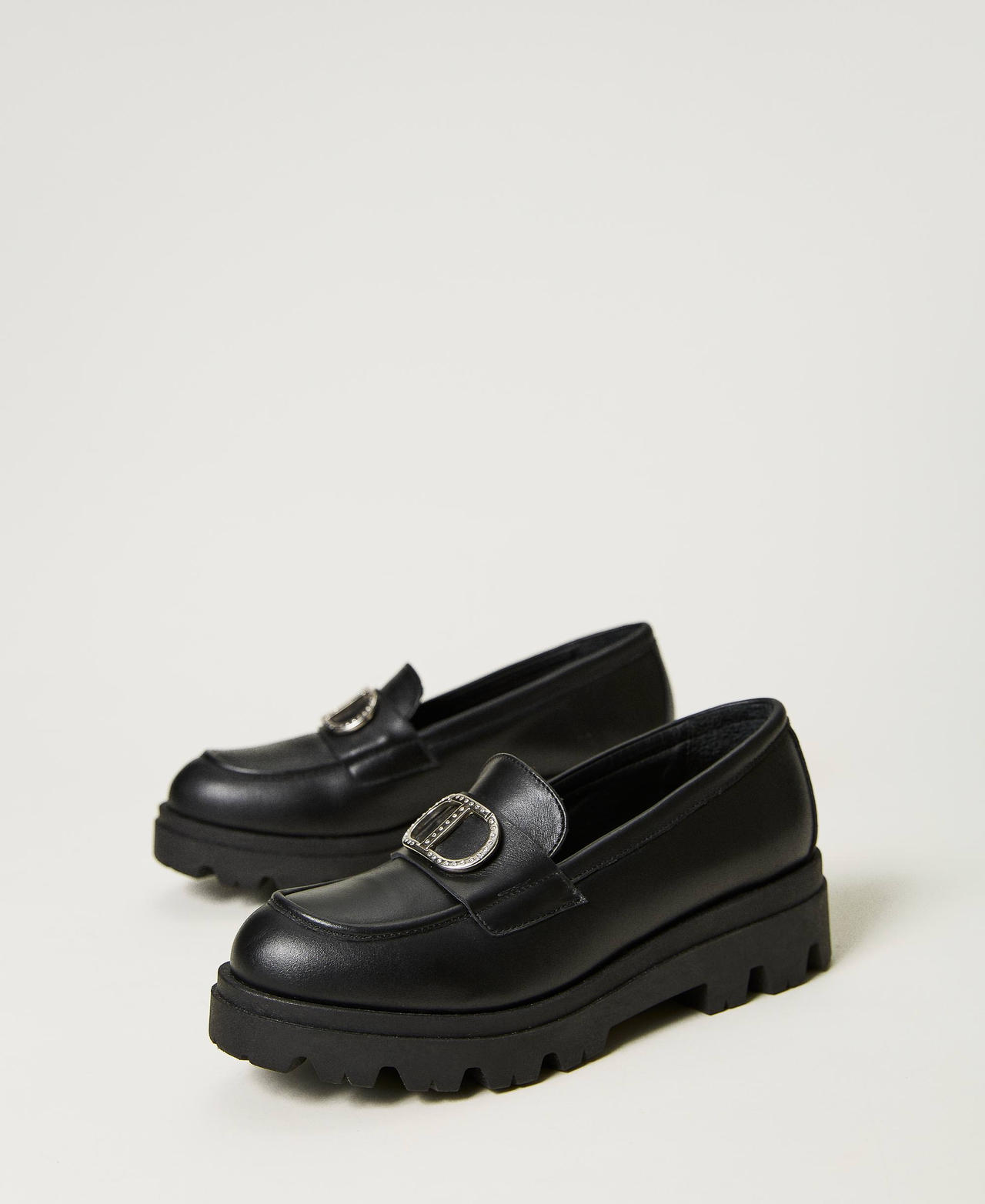 Leather loafers with Oval T Black Girl 232GCJ066-02