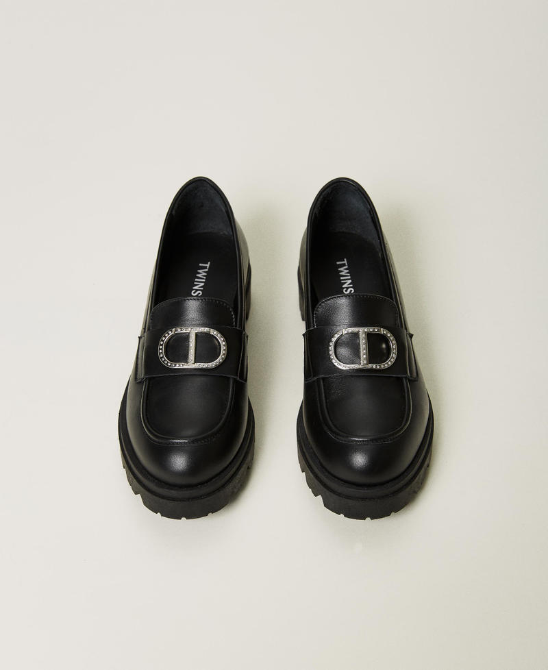 Mocassins en cuir avec Oval T