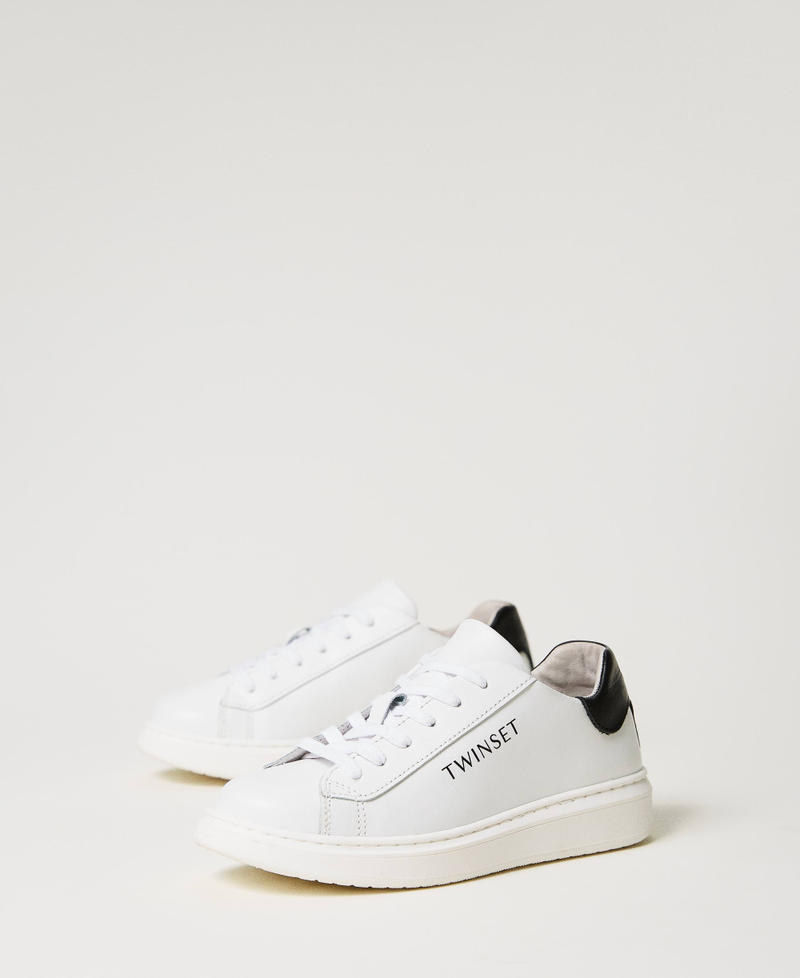 Sneakers in pelle Bicolor Off White / Nero Bambina 232GCJ070-02