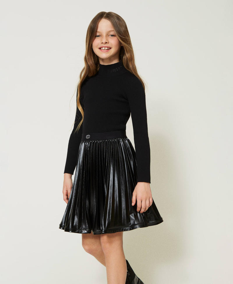 Leather-like pleated skirt Black Girl 232GJ2080-05