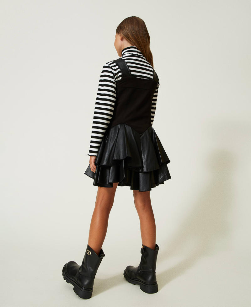 Short dress with flounces