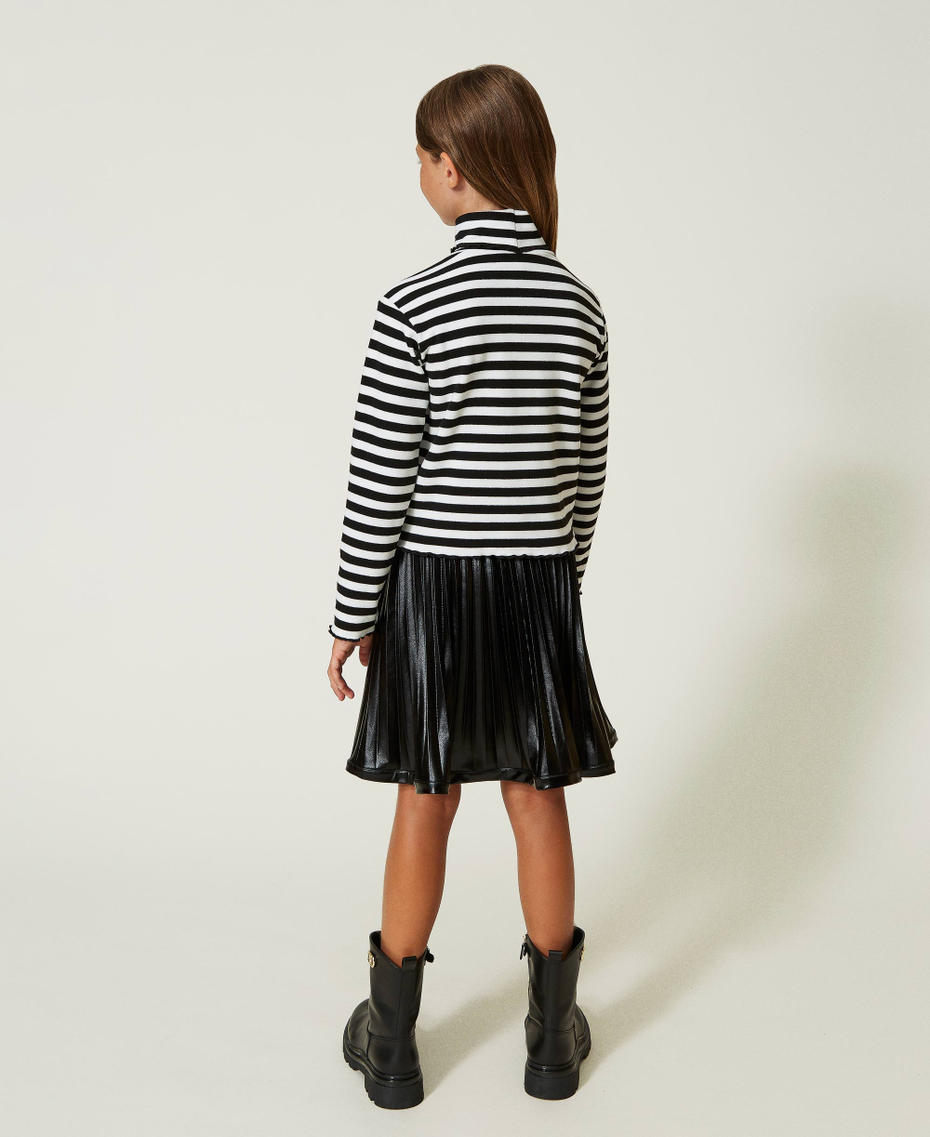 Striped turtleneck jumper Two-tone Black / Off White Stripe Girl 232GJ2157-03