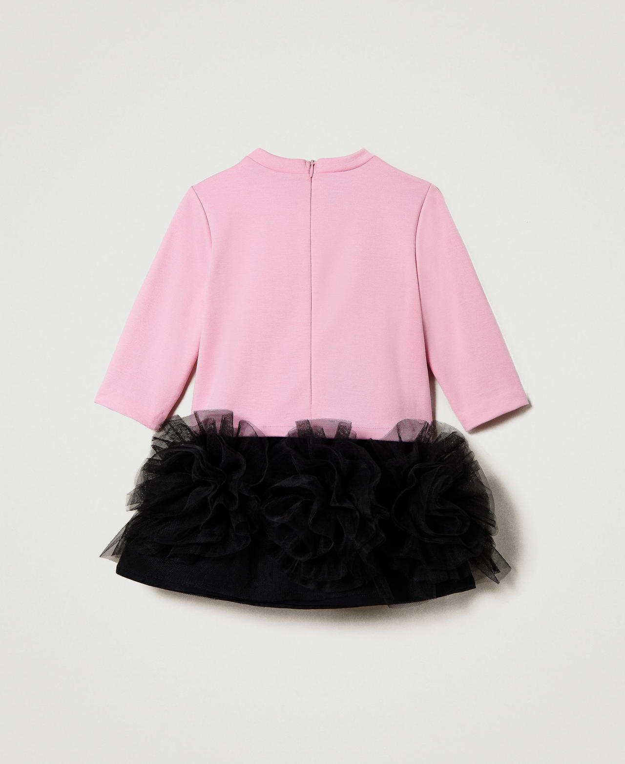 Short dress with tulle roses