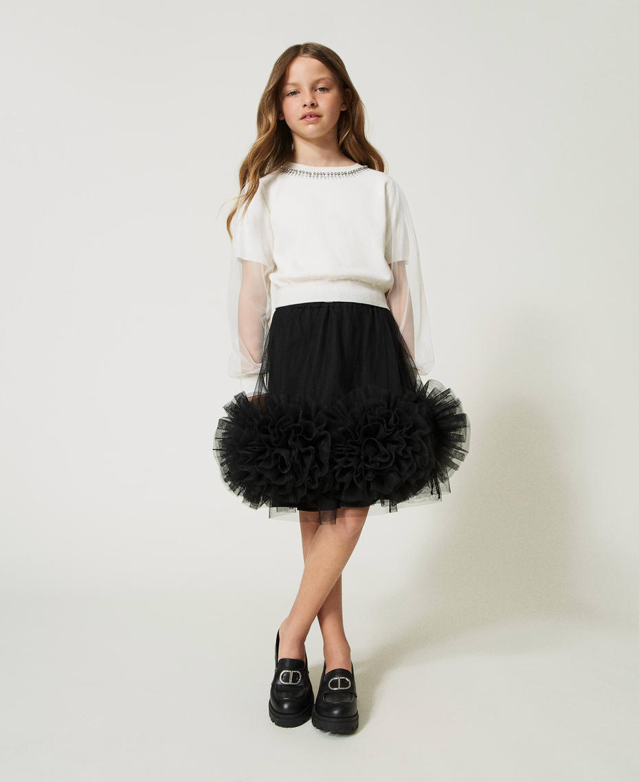 Jupe courte en tulle avec roses