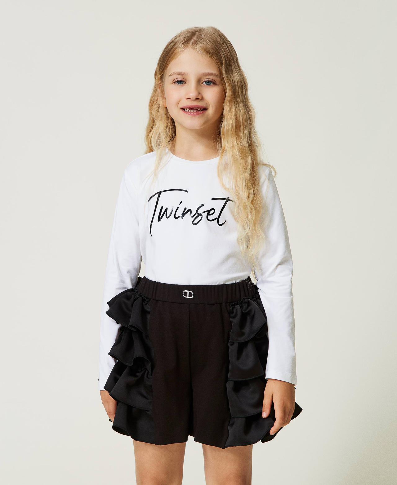 Short avec volants en satin duchesse