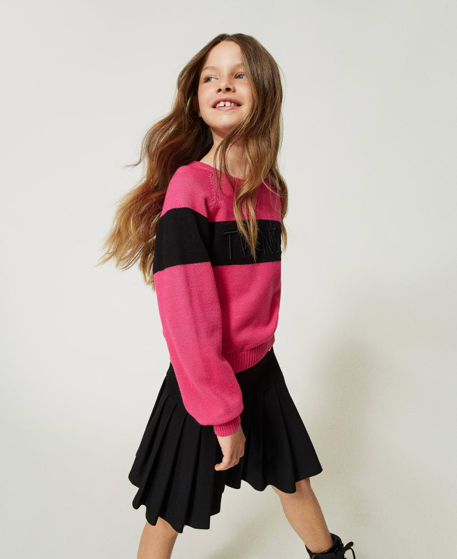 Jumper with embroidered logo Two-tone Neon Pink / Black Girl 232GJ3744-01