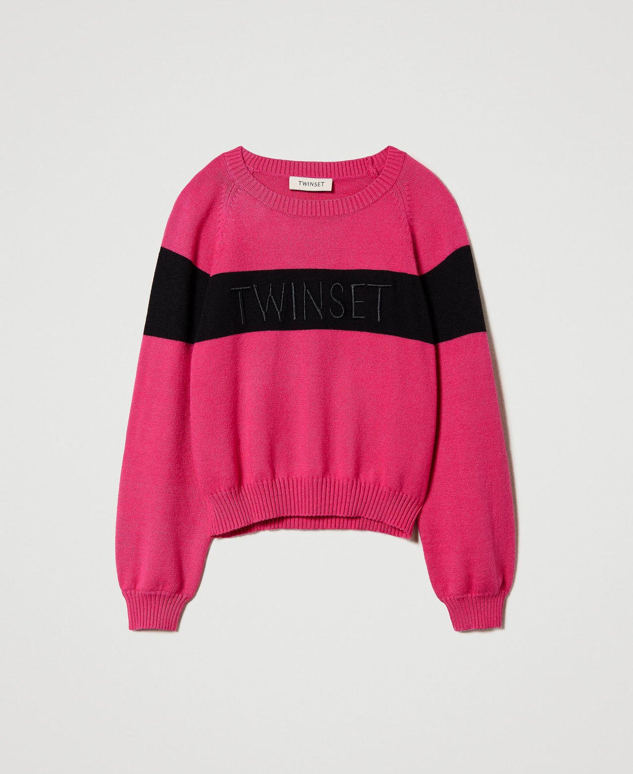 Pull avec logo brodé