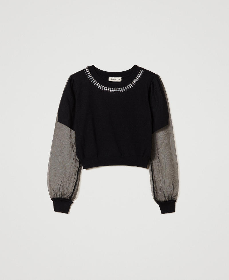 Pull avec tulle et applications à la main