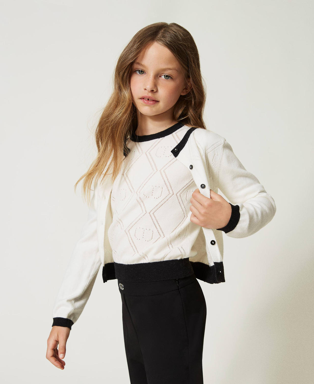 Cardigan and jumper with Oval T motif Girl, White | TWINSET Milano