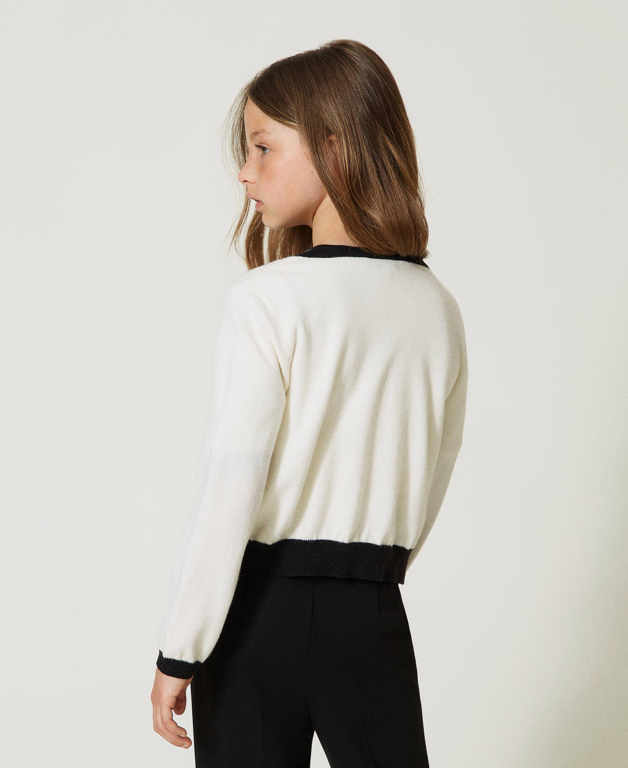 Cardigan et pull avec motif Oval T
