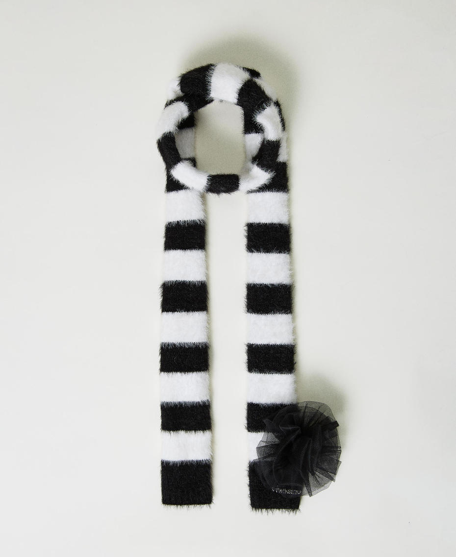 Полосатый шарф с брошью Двухцветный Желтовато-белый / Черный Девочка 232GJ4386-01