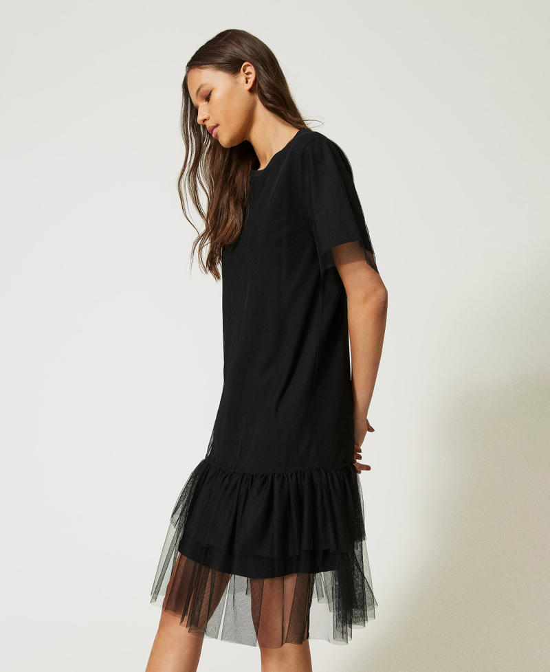 Midi dress doubled with tulle