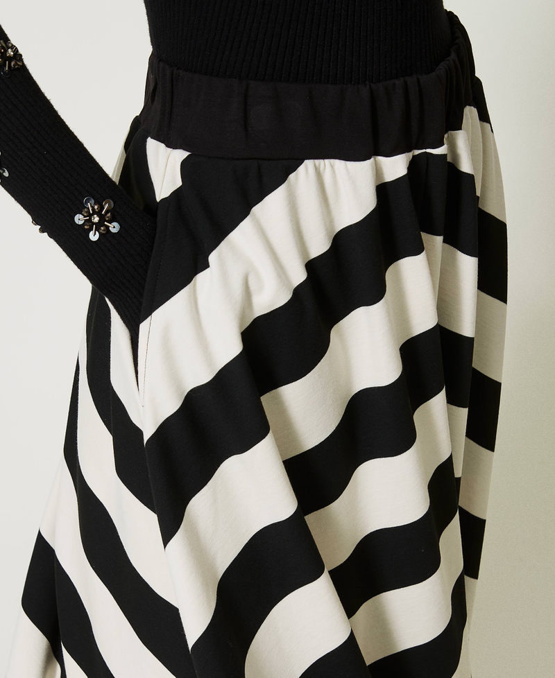 Midi skirt with chevron stripes Vanilla / Black Woman 232LI2QAA-04