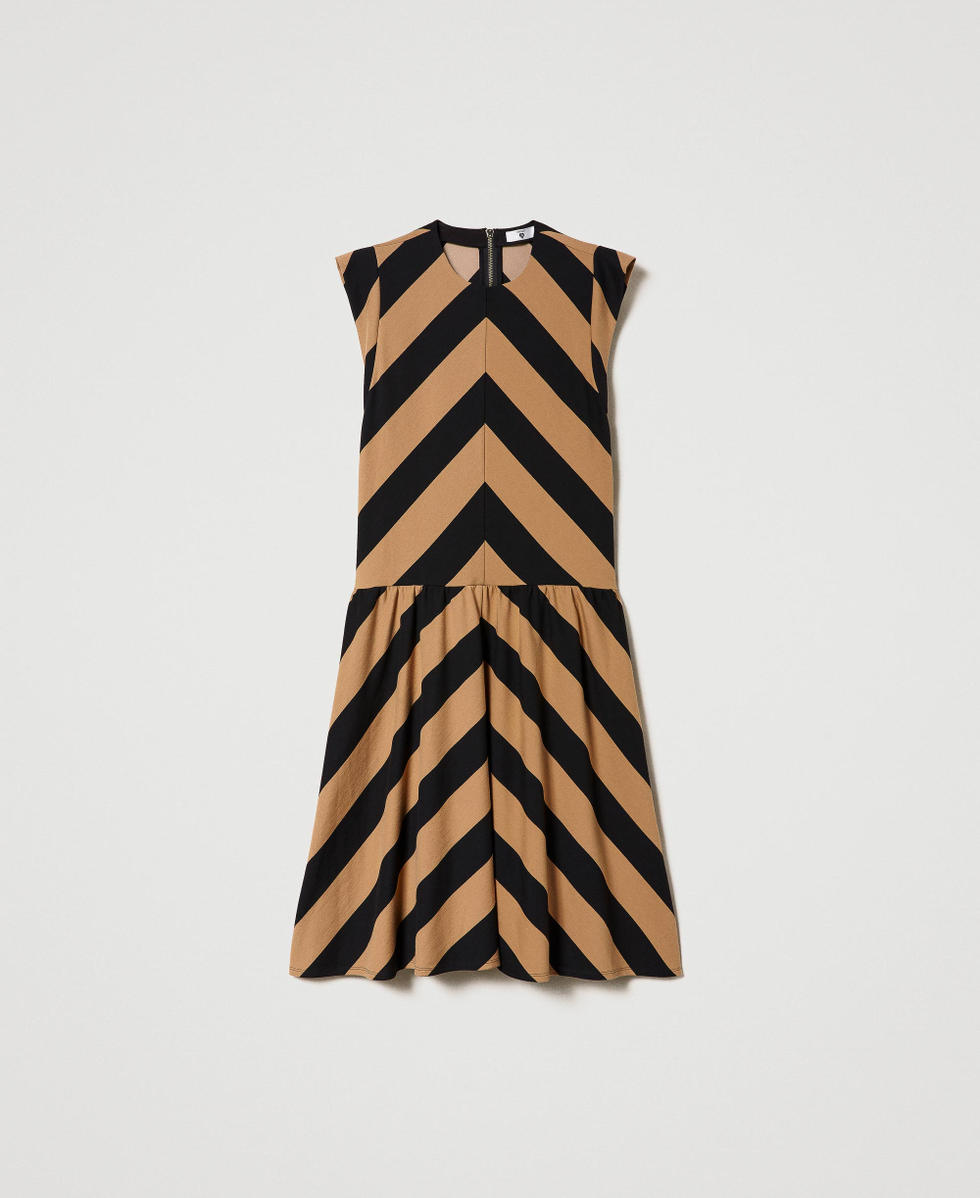 Robe midi avec rayures chevrons