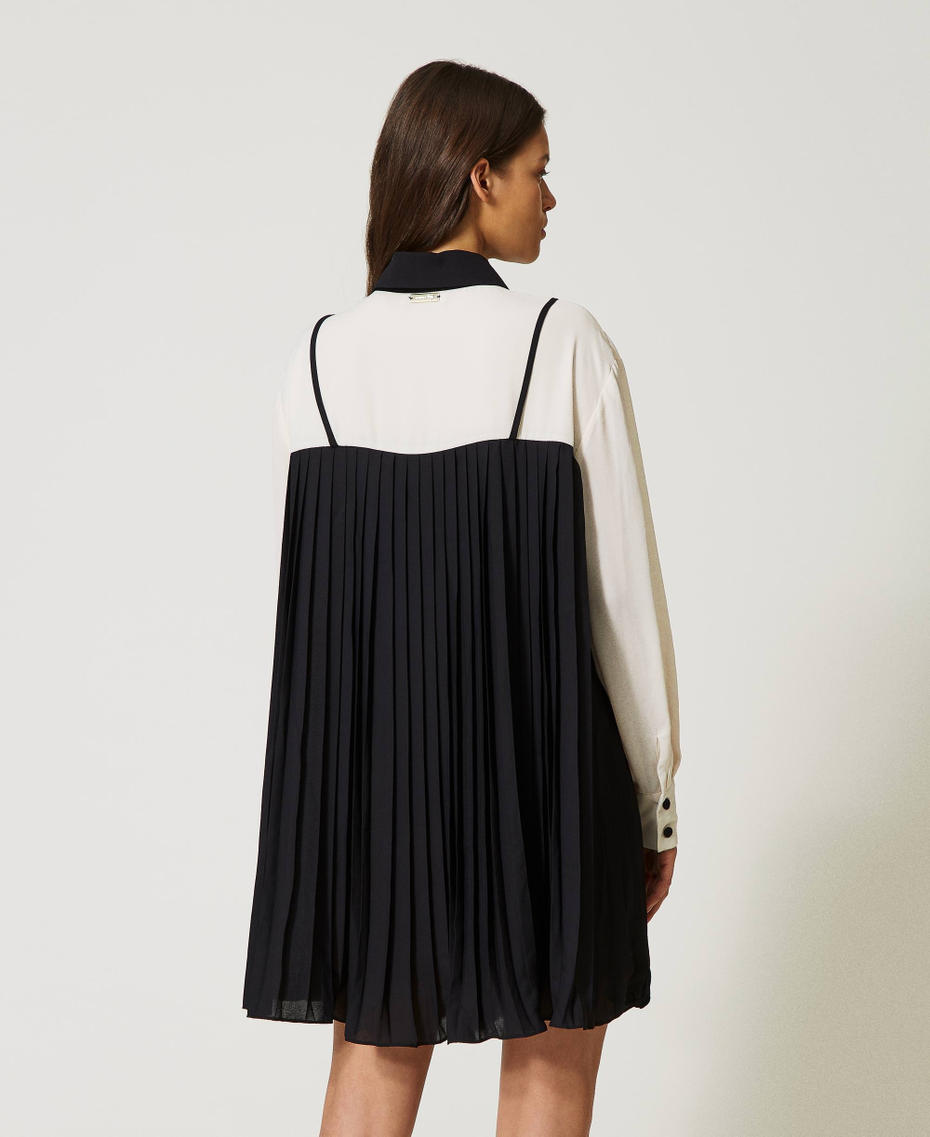 Короткое платье-рубашка из жоржета Двухцветный Черный/Ваниль женщина 232LI2RAA-04