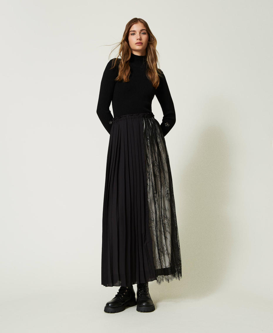 Long pleated skirt with lace Two-tone Black / Vanilla Woman 232LI2RBB-01