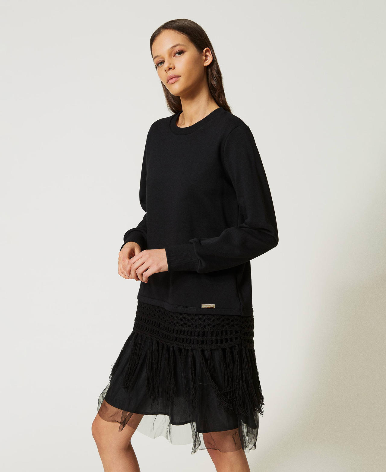 Abito corto in felpa con tulle e frange