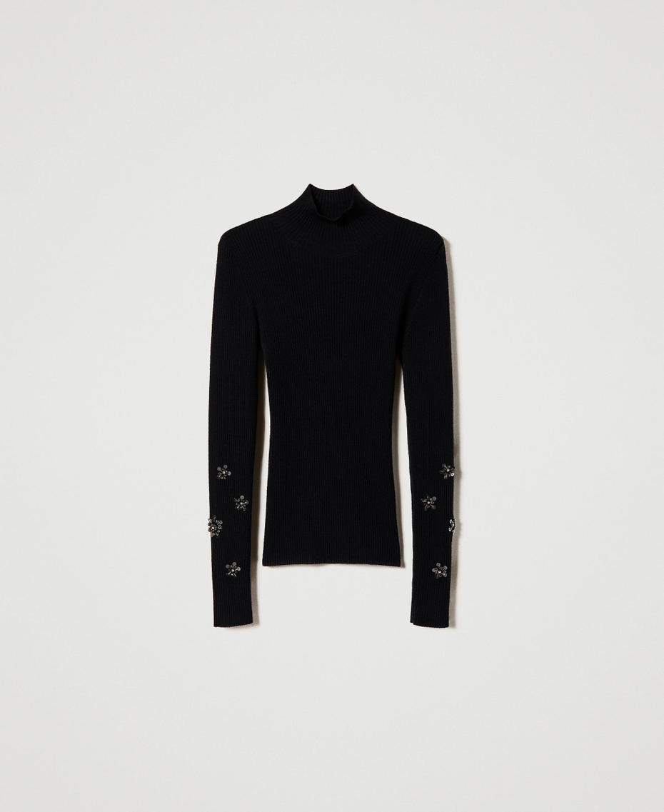 Turtleneck jumper with bezel embroidery