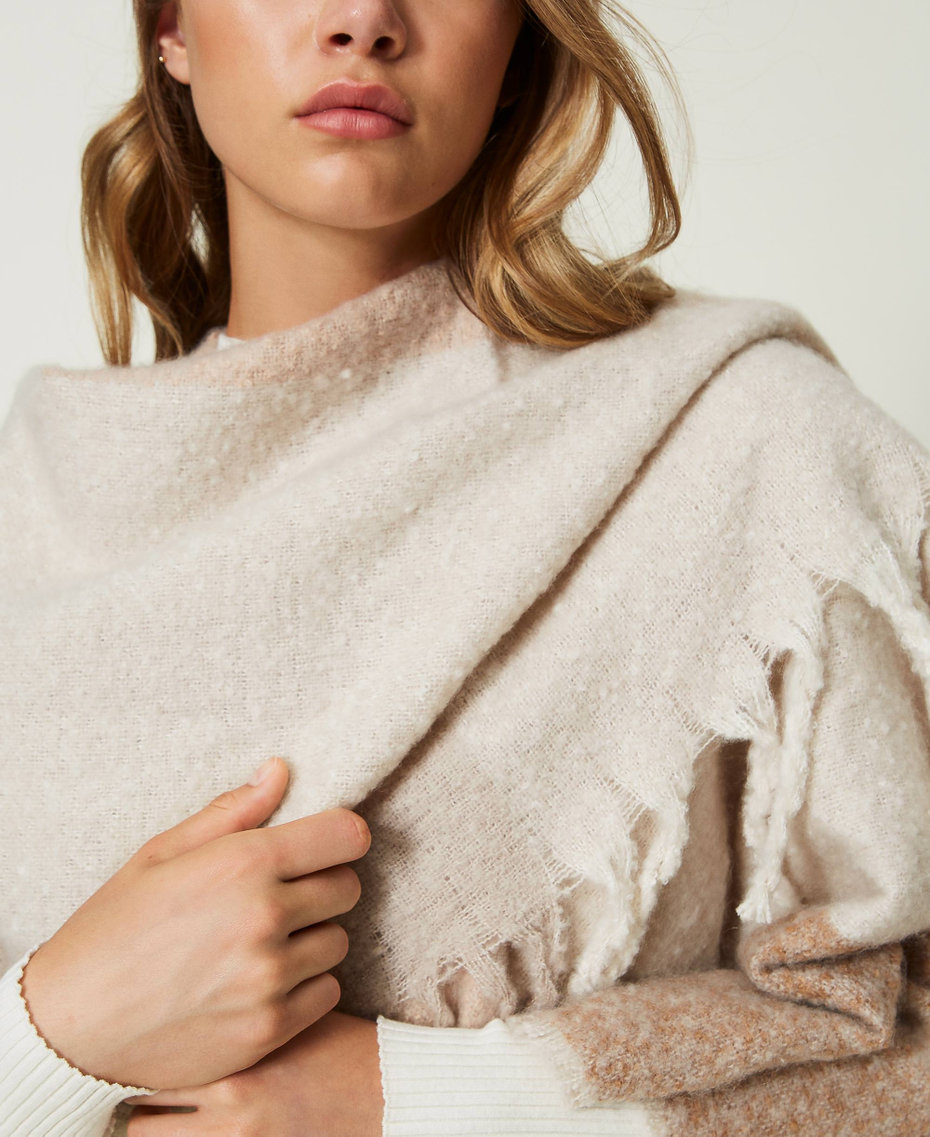 Wool cloth poncho with fringes